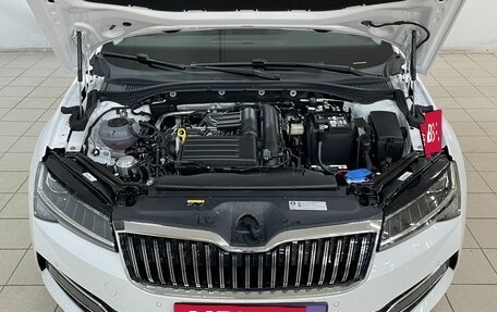Skoda Superb III рестайлинг, 2025 год, 3 220 000 рублей, 4 фотография