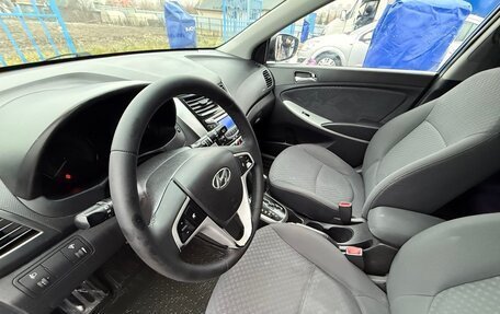 Hyundai Solaris II рестайлинг, 2011 год, 695 000 рублей, 7 фотография