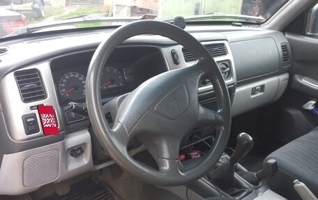 Mitsubishi Pajero Sport II рестайлинг, 2006 год, 950 000 рублей, 12 фотография