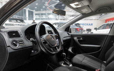 Volkswagen Polo VI (EU Market), 2016 год, 1 050 000 рублей, 20 фотография