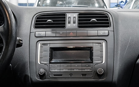 Volkswagen Polo VI (EU Market), 2016 год, 1 050 000 рублей, 18 фотография