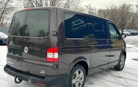 Volkswagen Transporter T5 рестайлинг, 2013 год, 1 825 000 рублей, 6 фотография