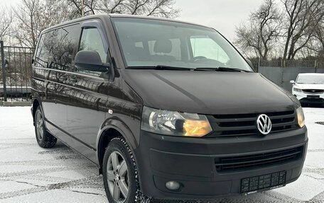 Volkswagen Transporter T5 рестайлинг, 2013 год, 1 825 000 рублей, 3 фотография