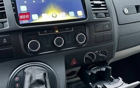 Volkswagen Transporter T5 рестайлинг, 2013 год, 1 825 000 рублей, 9 фотография