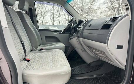 Volkswagen Transporter T5 рестайлинг, 2013 год, 1 825 000 рублей, 17 фотография