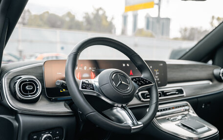 Mercedes-Benz V-Класс, 2024 год, 22 500 000 рублей, 8 фотография