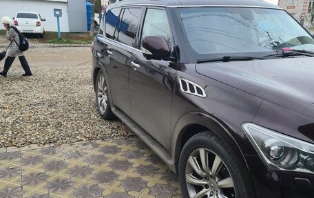 Infiniti QX56, 2011 год, 1 900 000 рублей, 10 фотография