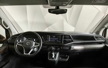 Volkswagen Multivan T6 рестайлинг, 2020 год, 5 995 000 рублей, 12 фотография