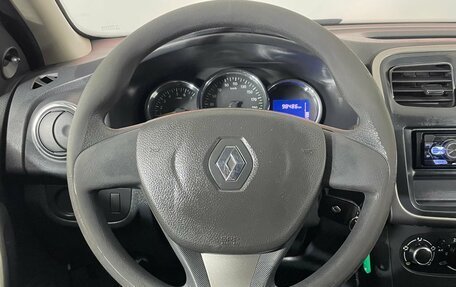 Renault Logan II, 2017 год, 784 000 рублей, 11 фотография