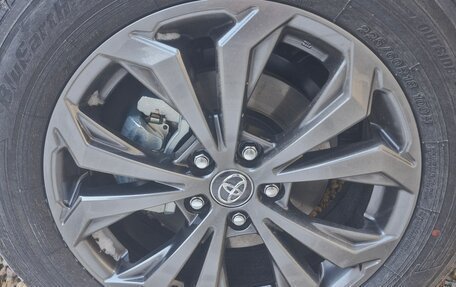 Toyota RAV4, 2025 год, 4 600 000 рублей, 3 фотография