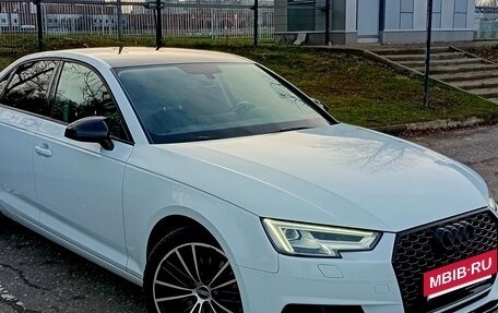 Audi A4, 2017 год, 1 950 000 рублей, 2 фотография