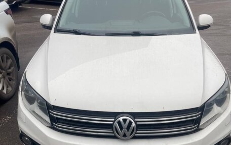 Volkswagen Tiguan I, 2013 год, 1 600 000 рублей, 1 фотография