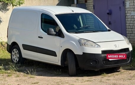 Peugeot Partner II рестайлинг 2, 2013 год, 485 000 рублей, 2 фотография