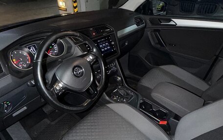 Volkswagen Tiguan II, 2017 год, 1 494 000 рублей, 10 фотография