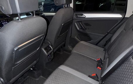 Volkswagen Tiguan II, 2017 год, 1 494 000 рублей, 12 фотография