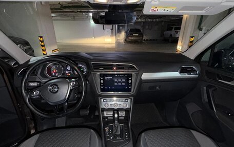 Volkswagen Tiguan II, 2017 год, 1 494 000 рублей, 15 фотография