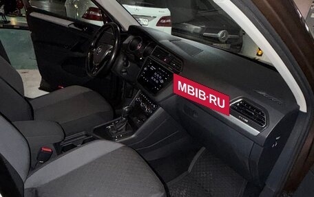 Volkswagen Tiguan II, 2017 год, 1 494 000 рублей, 17 фотография