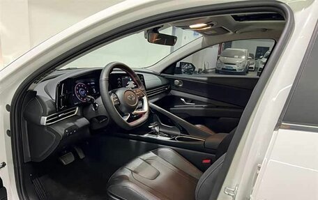 Hyundai Elantra, 2022 год, 1 635 000 рублей, 7 фотография