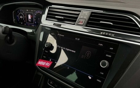 Volkswagen Tiguan II, 2020 год, 2 300 000 рублей, 9 фотография