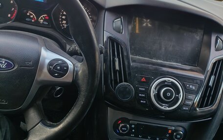 Ford Focus III, 2015 год, 420 000 рублей, 4 фотография