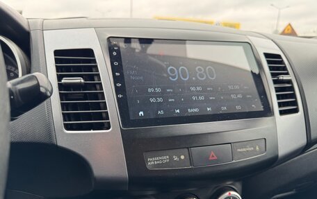 Mitsubishi Outlander III рестайлинг 3, 2007 год, 850 000 рублей, 3 фотография