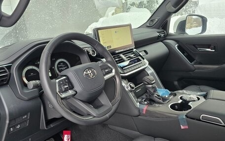 Toyota Land Cruiser, 2025 год, 15 350 000 рублей, 6 фотография