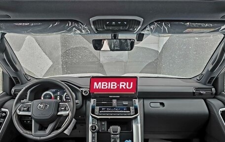 Toyota Land Cruiser, 2025 год, 15 350 000 рублей, 10 фотография