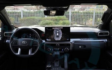 Toyota Tacoma, 2025 год, 10 161 000 рублей, 8 фотография