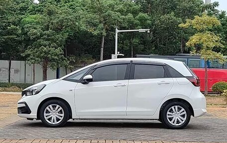 Honda Fit, 2021 год, 1 130 000 рублей, 5 фотография