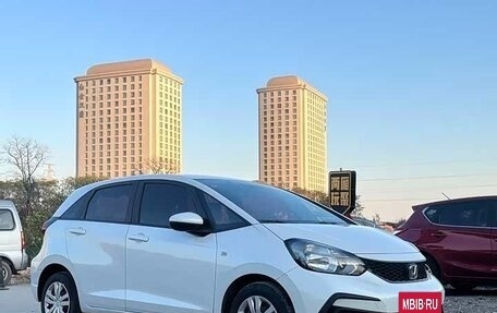 Honda Fit, 2024 год, 1 430 000 рублей, 3 фотография