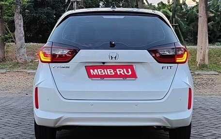 Honda Fit, 2021 год, 1 130 000 рублей, 23 фотография