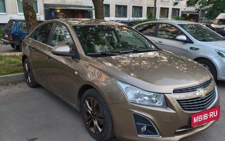 Chevrolet Cruze II, 2013 год, 800 000 рублей, 2 фотография