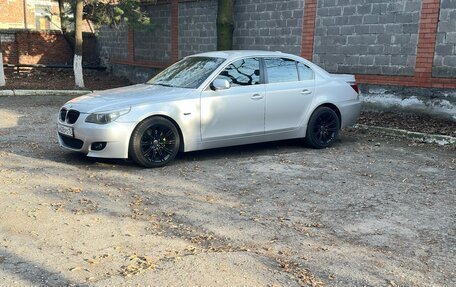 BMW 5 серия, 2006 год, 1 090 000 рублей, 5 фотография