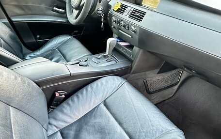 BMW 5 серия, 2006 год, 1 090 000 рублей, 6 фотография