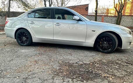 BMW 5 серия, 2006 год, 1 090 000 рублей, 14 фотография