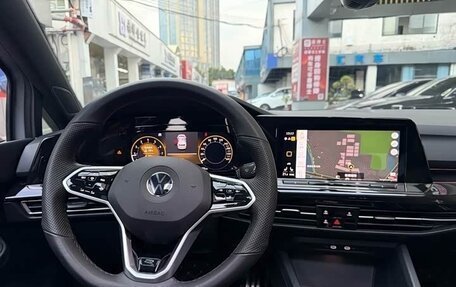 Volkswagen Golf VIII, 2021 год, 1 500 000 рублей, 5 фотография