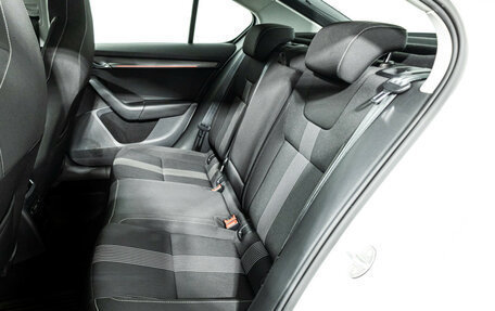 Skoda Octavia, 2017 год, 2 349 700 рублей, 10 фотография