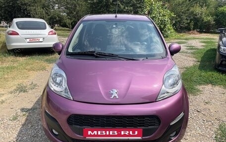 Peugeot 107 I рестайлинг, 2012 год, 650 000 рублей, 3 фотография
