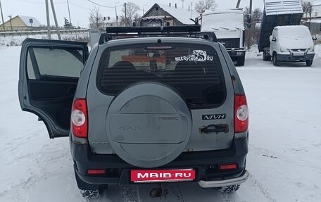 Chevrolet Niva I рестайлинг, 2011 год, 300 000 рублей, 3 фотография