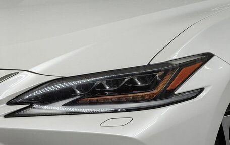 Lexus ES VII, 2020 год, 4 500 000 рублей, 10 фотография