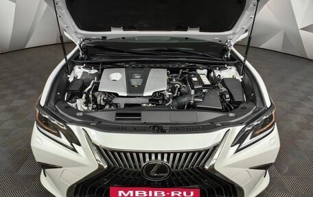 Lexus ES VII, 2020 год, 4 500 000 рублей, 11 фотография