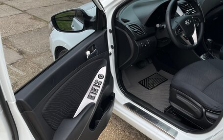 Hyundai Solaris II рестайлинг, 2014 год, 1 250 000 рублей, 6 фотография