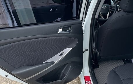 Hyundai Solaris II рестайлинг, 2014 год, 1 250 000 рублей, 7 фотография