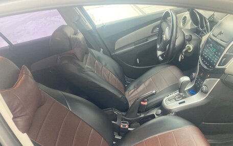 Chevrolet Cruze II, 2014 год, 880 000 рублей, 5 фотография