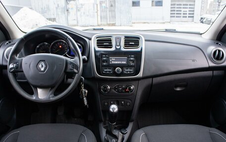 Renault Sandero II рестайлинг, 2016 год, 949 000 рублей, 12 фотография