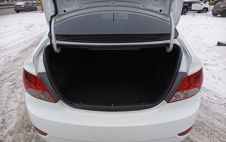 Hyundai Solaris II рестайлинг, 2012 год, 685 000 рублей, 12 фотография