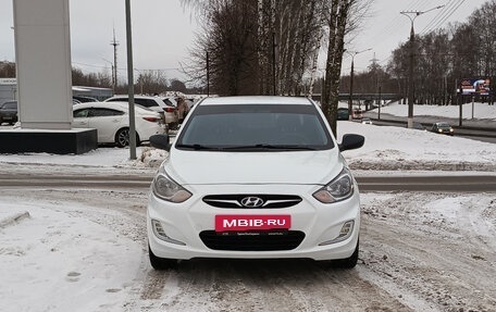 Hyundai Solaris II рестайлинг, 2012 год, 685 000 рублей, 2 фотография