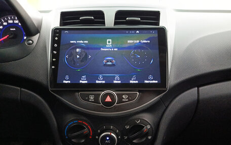 Hyundai Solaris II рестайлинг, 2012 год, 685 000 рублей, 18 фотография