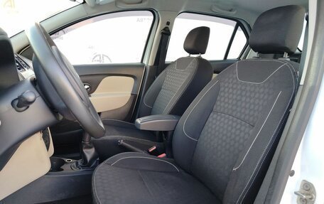 Renault Logan II, 2015 год, 749 000 рублей, 9 фотография