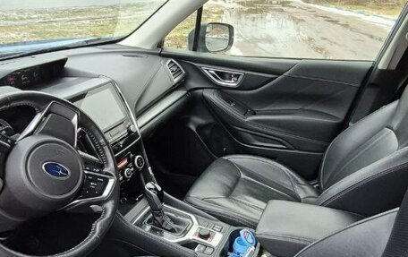 Subaru Forester, 2019 год, 3 000 000 рублей, 10 фотография